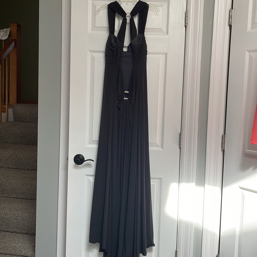 Betsy And Adam Long Evening Gown With Open Back - image 2